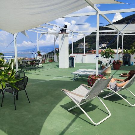 Olindo Apartment E Cristina Apartments Vico Equense Luaran gambar