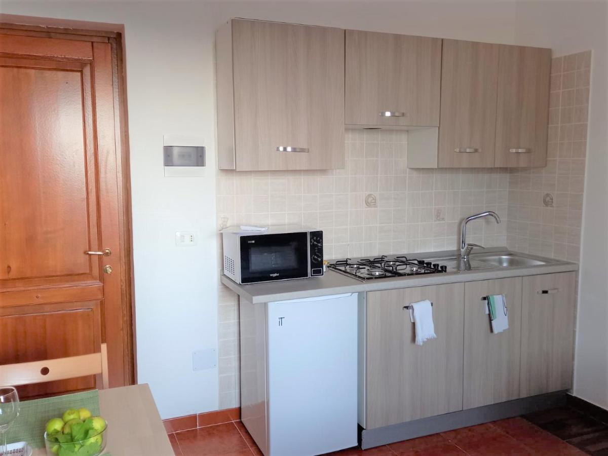 Olindo Apartment E Cristina Apartments Vico Equense Luaran gambar