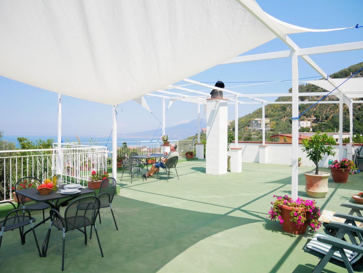 Olindo Apartment E Cristina Apartments Vico Equense Luaran gambar