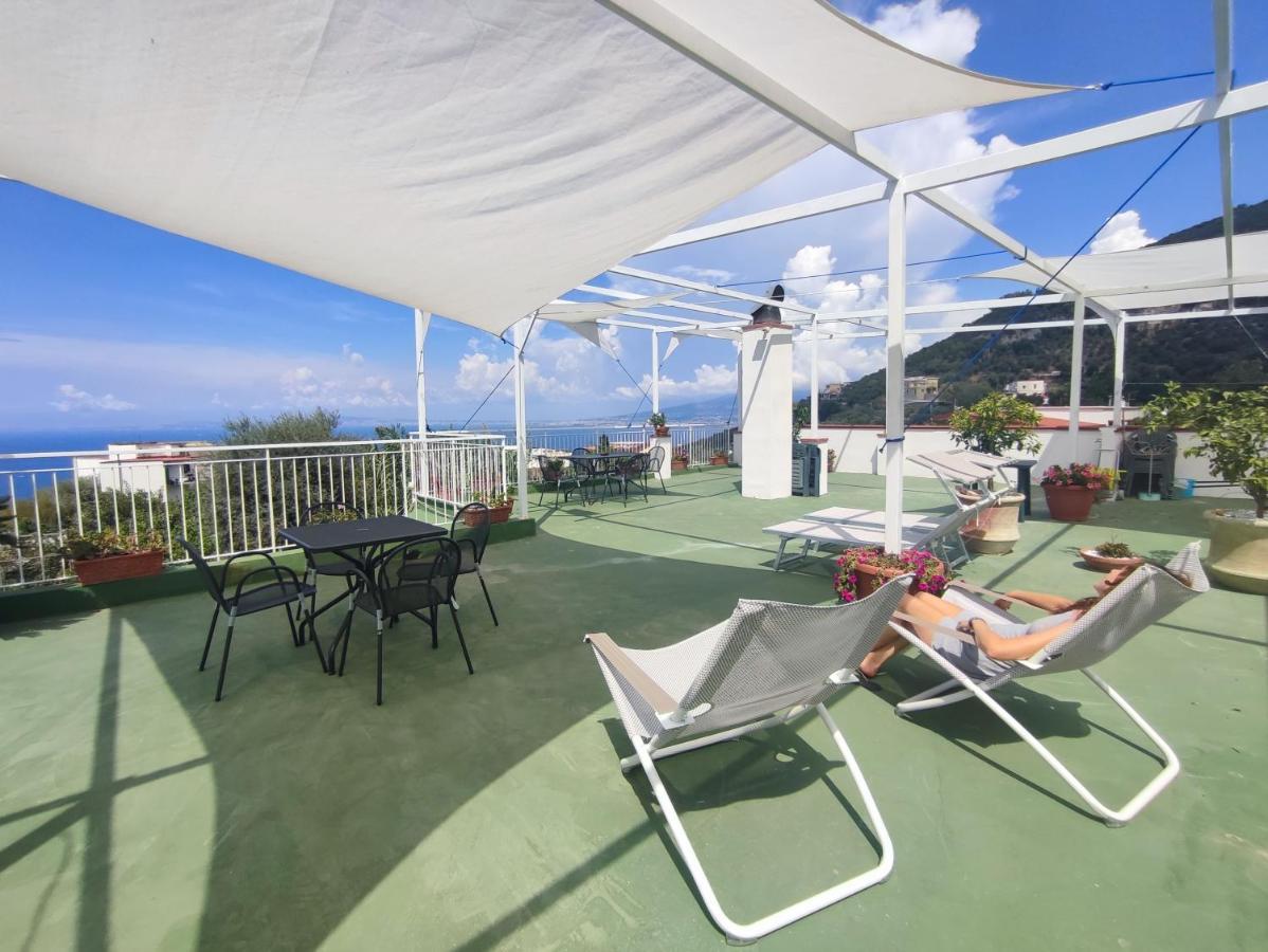 Olindo Apartment E Cristina Apartments Vico Equense Luaran gambar