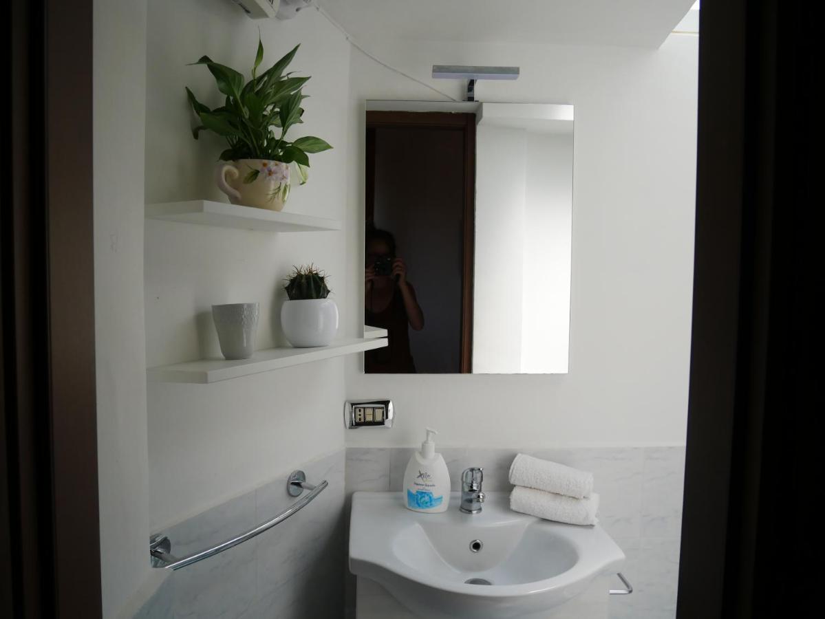 Olindo Apartment E Cristina Apartments Vico Equense Luaran gambar